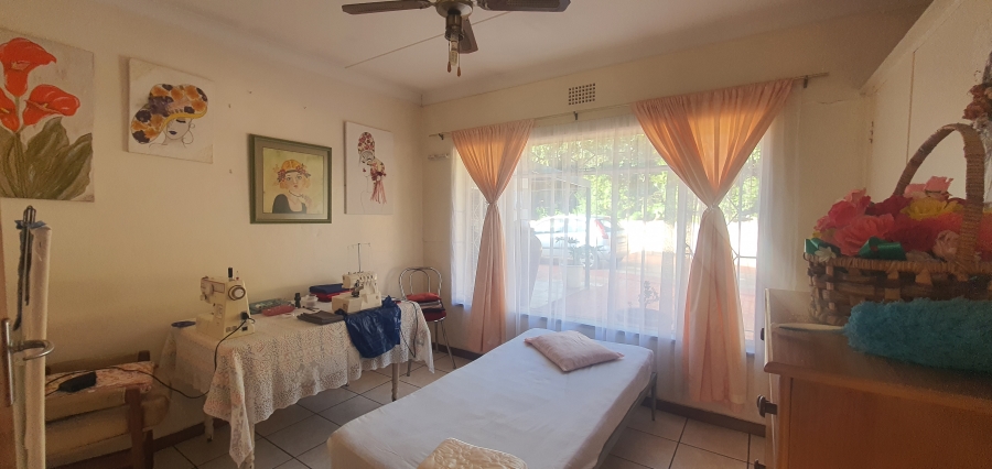 6 Bedroom Property for Sale in Heidelberg Gauteng