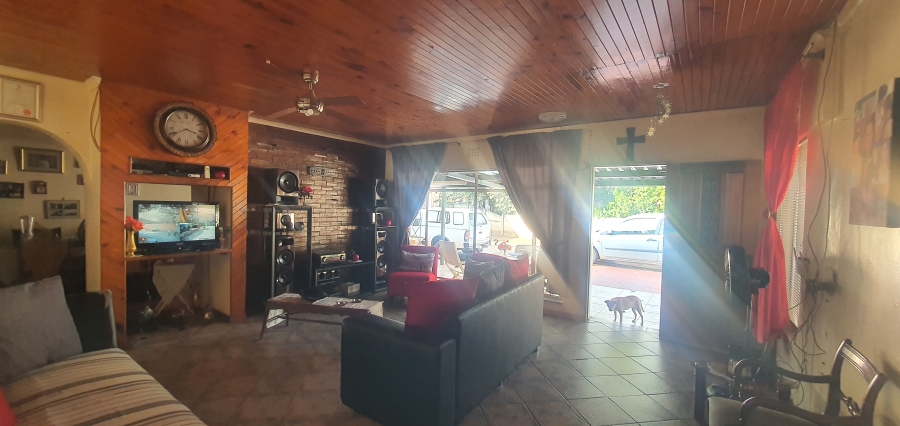 6 Bedroom Property for Sale in Heidelberg Gauteng