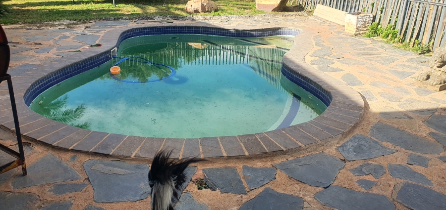 4 Bedroom Property for Sale in Rensburg Gauteng
