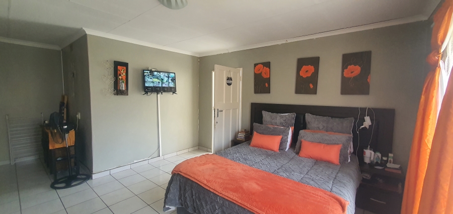 4 Bedroom Property for Sale in Rensburg Gauteng