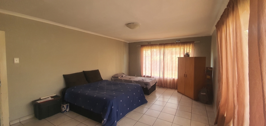 4 Bedroom Property for Sale in Rensburg Gauteng