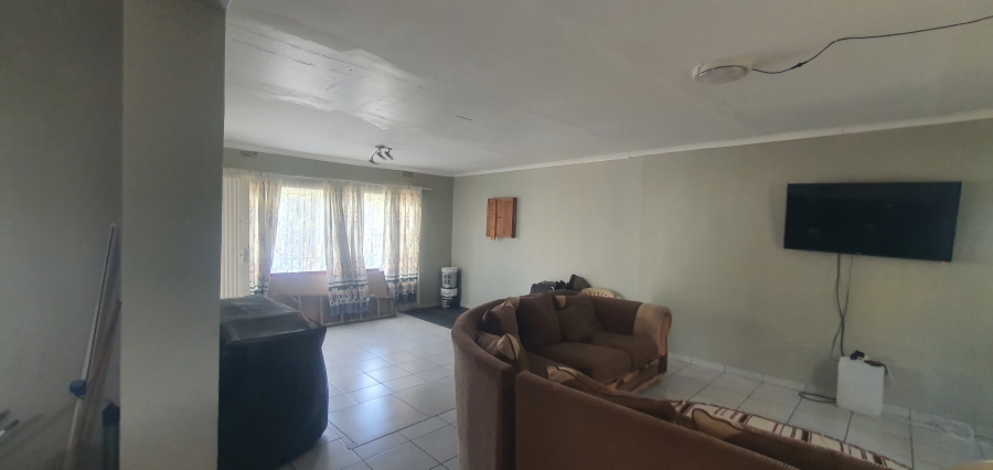 4 Bedroom Property for Sale in Rensburg Gauteng