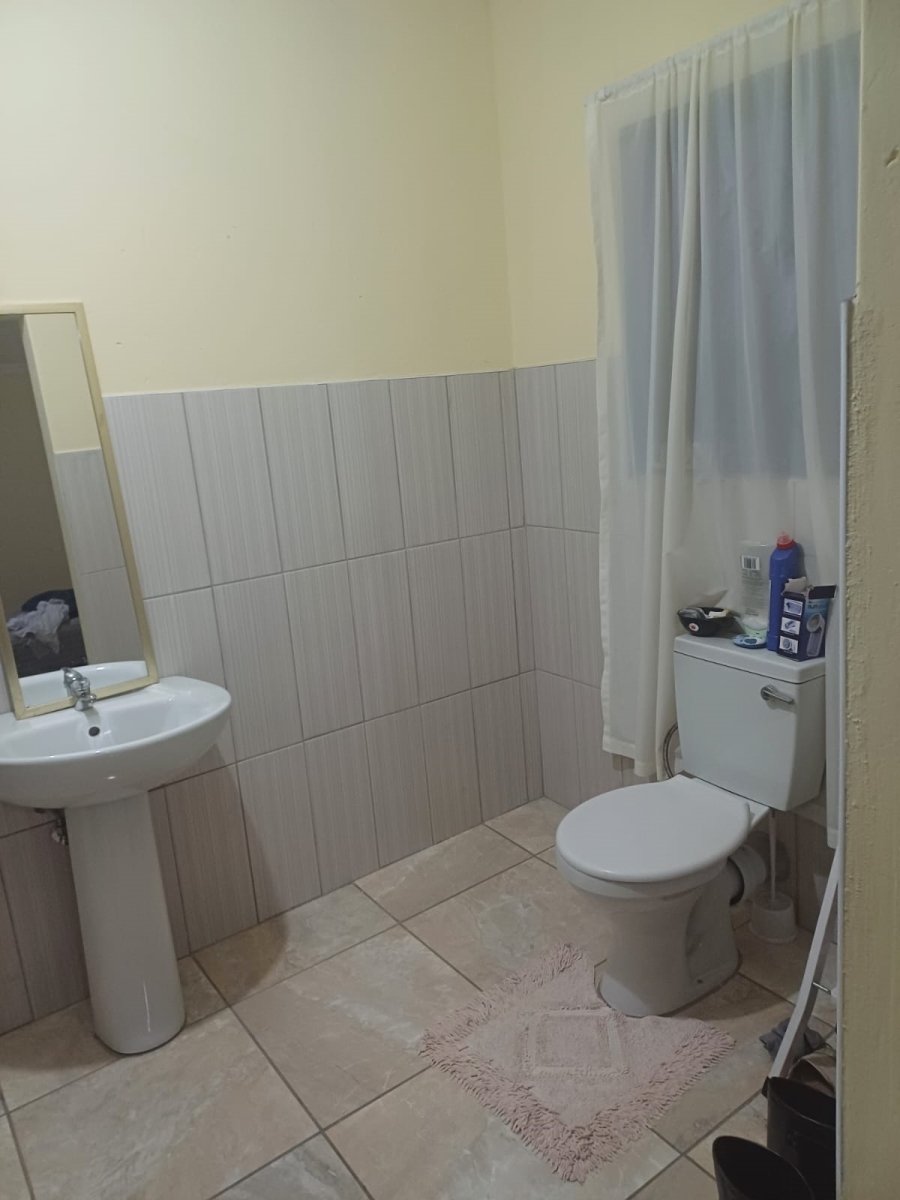 2 Bedroom Property for Sale in Vanderbijlpark CE 7 Gauteng