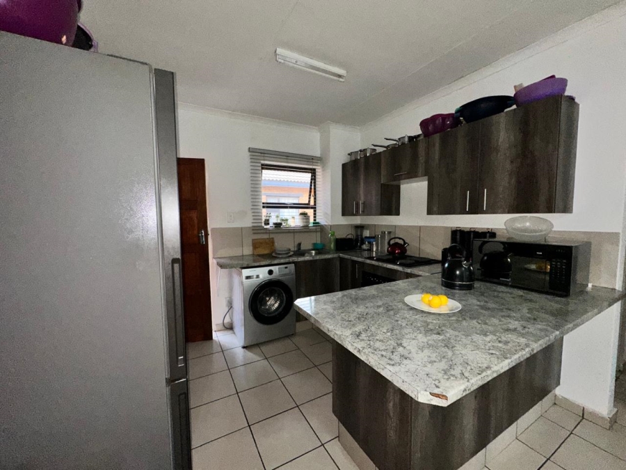 2 Bedroom Property for Sale in Witfield Gauteng