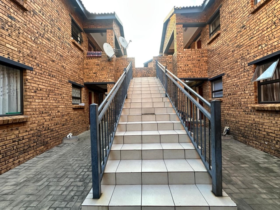 2 Bedroom Property for Sale in Witfield Gauteng