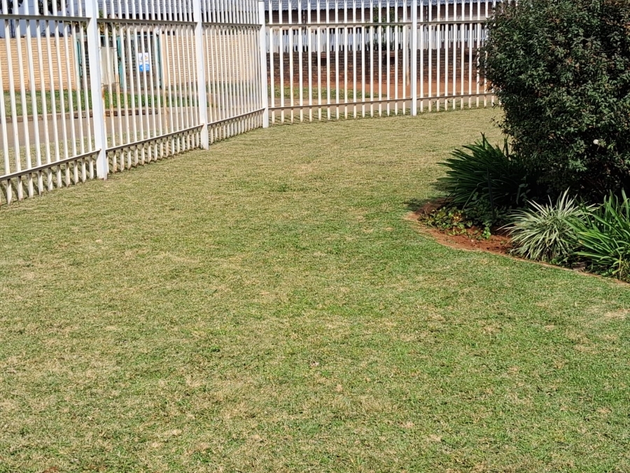 3 Bedroom Property for Sale in Unitas Park Gauteng