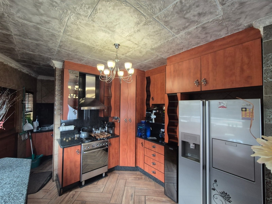 4 Bedroom Property for Sale in Vanderbijlpark SE 4 Gauteng