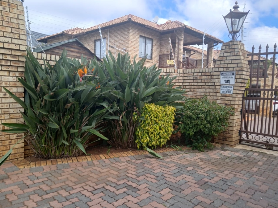 2 Bedroom Property for Sale in Eastleigh Gauteng