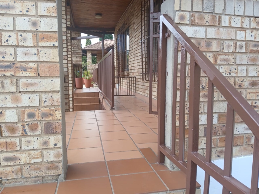 2 Bedroom Property for Sale in Eastleigh Gauteng