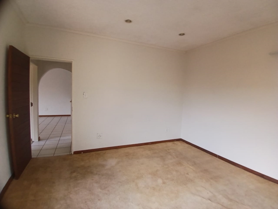 2 Bedroom Property for Sale in Eastleigh Gauteng