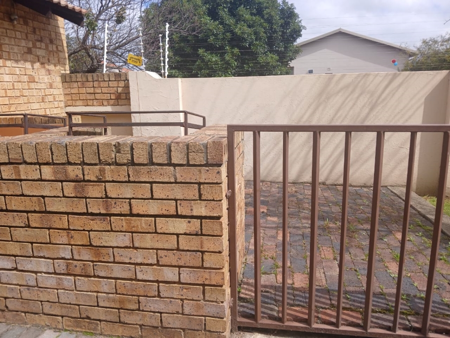 2 Bedroom Property for Sale in Eastleigh Gauteng