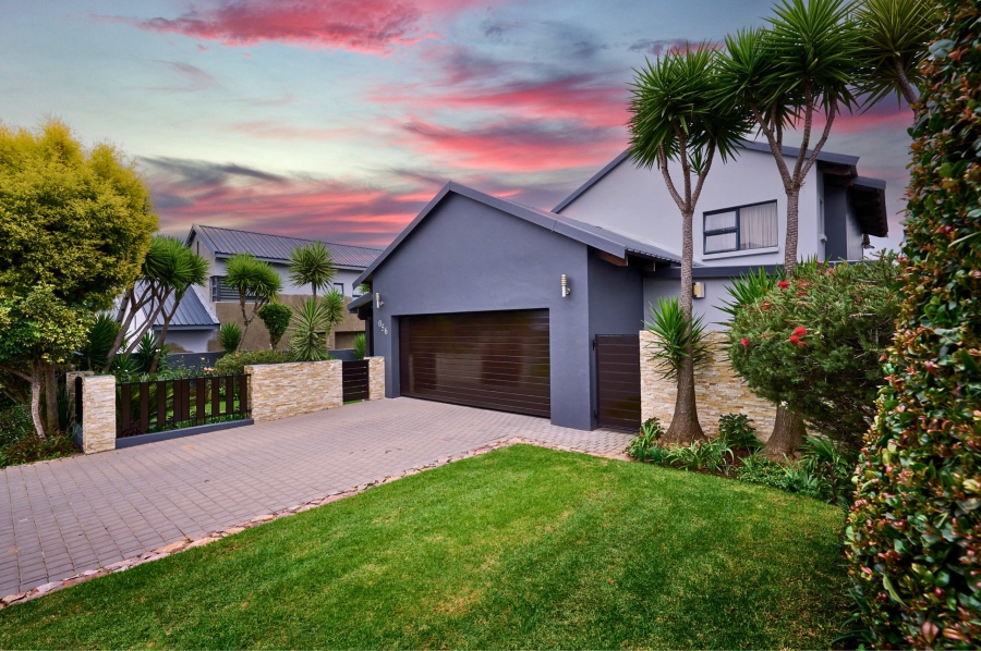 5 Bedroom Property for Sale in Waterfall Country Village Gauteng