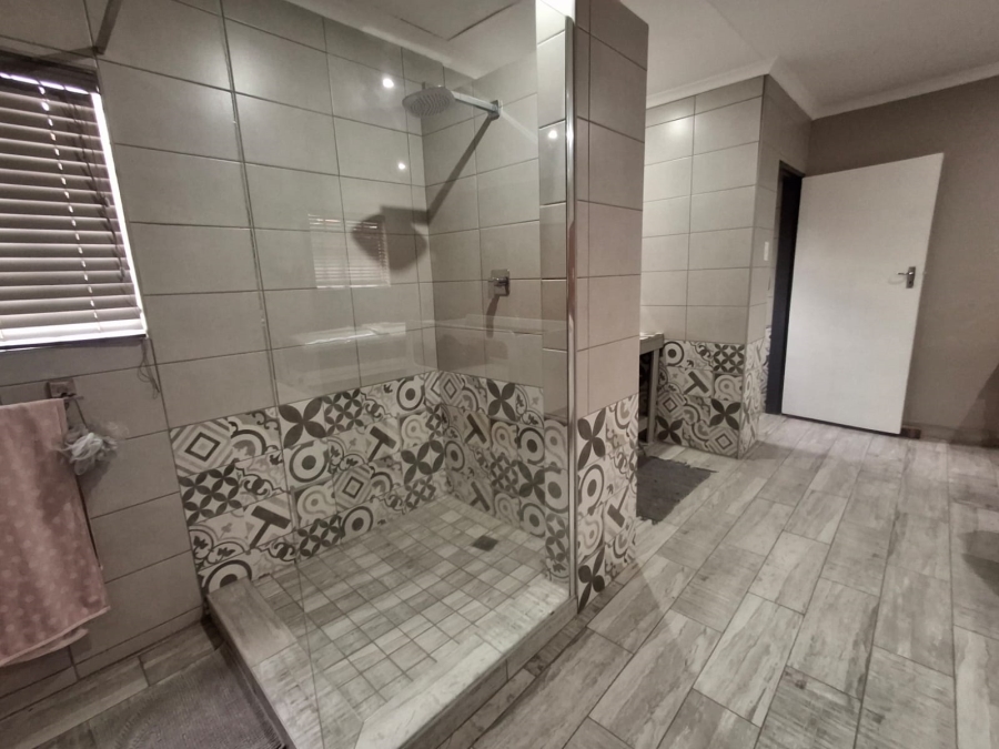 4 Bedroom Property for Sale in Montana Park Gauteng