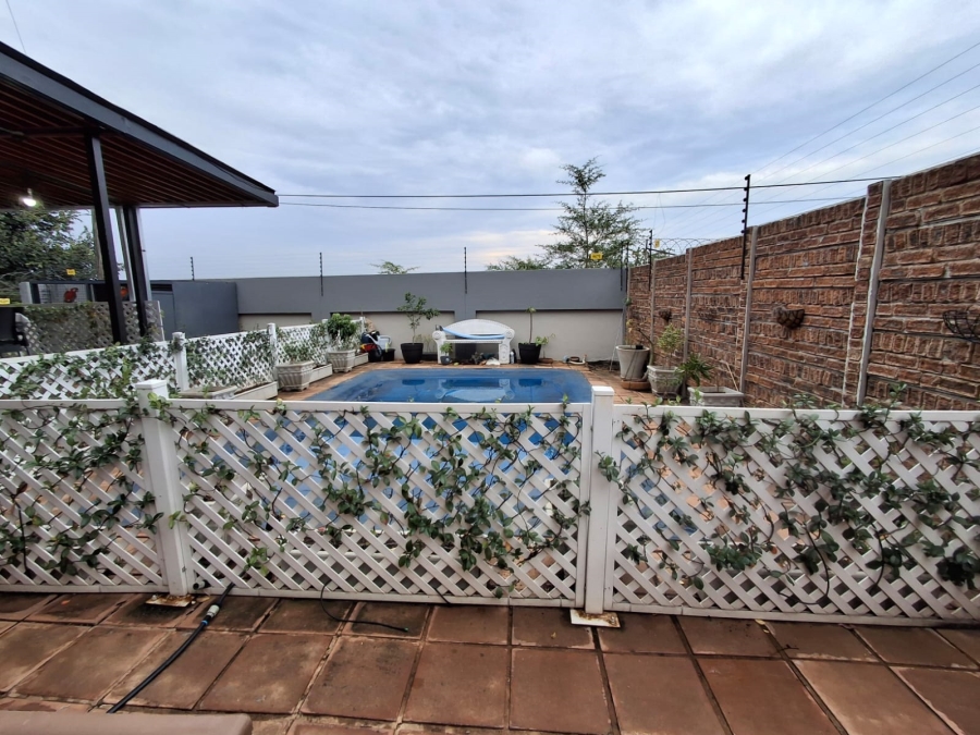 4 Bedroom Property for Sale in Montana Park Gauteng