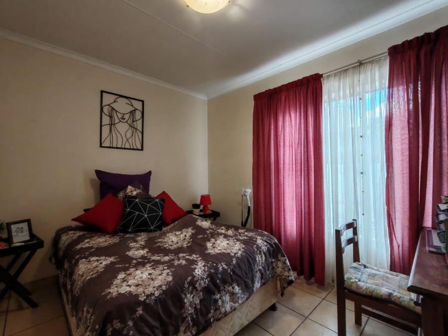 2 Bedroom Property for Sale in Three Rivers Gauteng