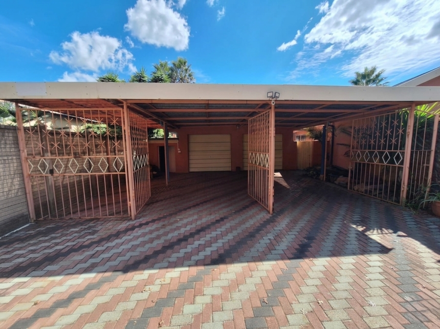 3 Bedroom Property for Sale in Vanderbijlpark SE 7 Gauteng