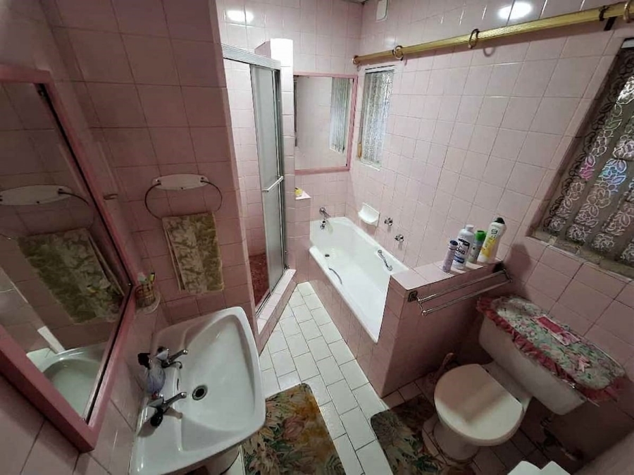 3 Bedroom Property for Sale in Vanderbijlpark SE 7 Gauteng