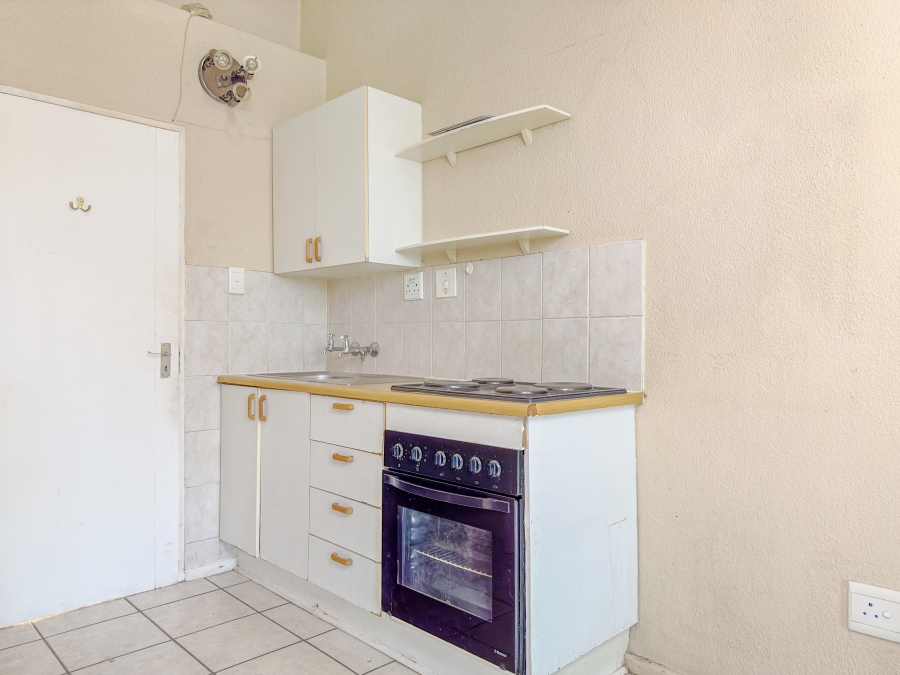 1 Bedroom Property for Sale in Hatfield Gauteng