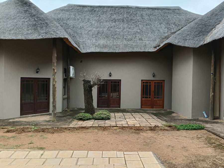 3 Bedroom Property for Sale in Leeuwfontein Gauteng