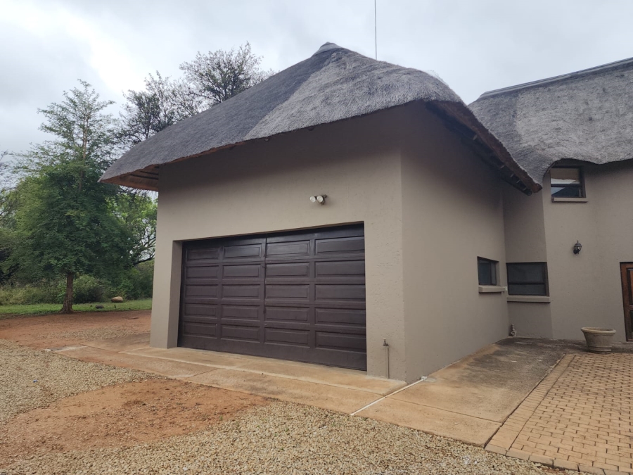 3 Bedroom Property for Sale in Leeuwfontein Gauteng