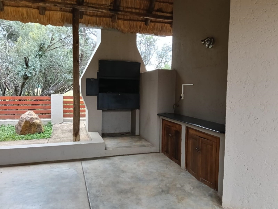3 Bedroom Property for Sale in Leeuwfontein Gauteng