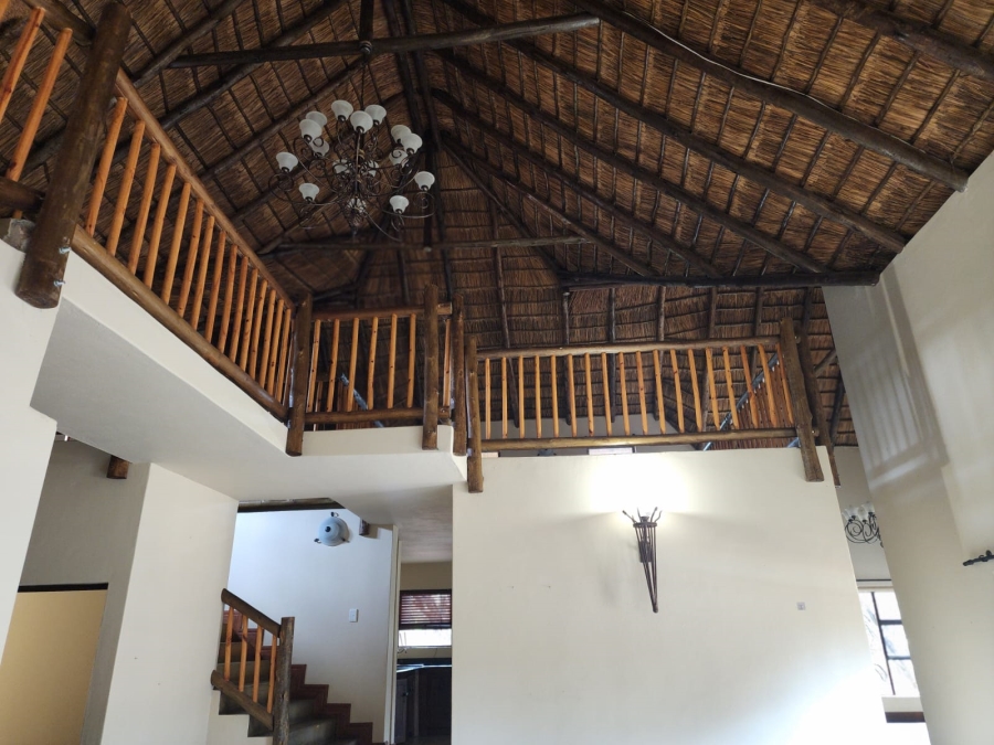 3 Bedroom Property for Sale in Leeuwfontein Gauteng