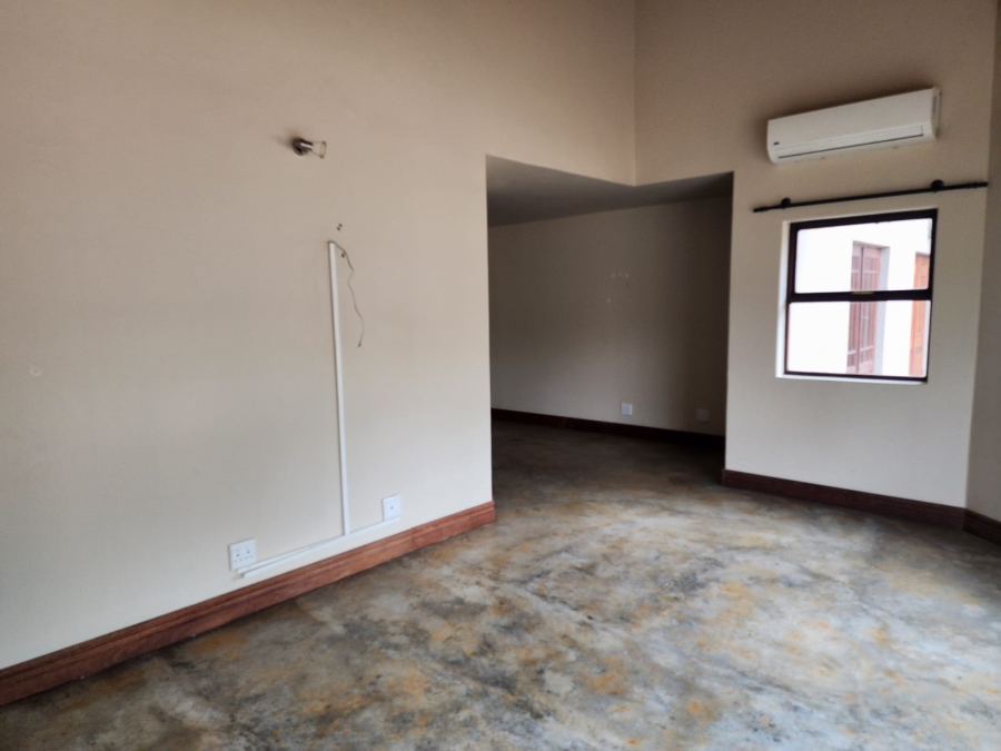 3 Bedroom Property for Sale in Leeuwfontein Gauteng