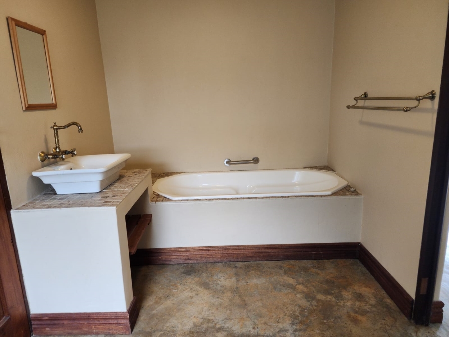 3 Bedroom Property for Sale in Leeuwfontein Gauteng