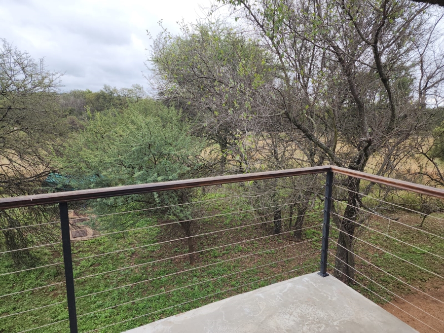 3 Bedroom Property for Sale in Leeuwfontein Gauteng
