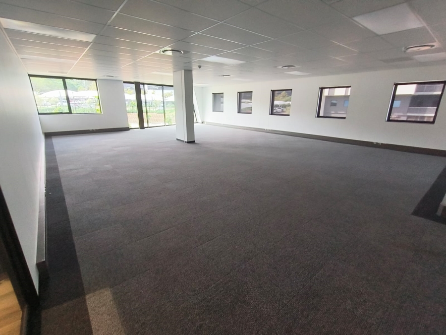 To Let Commercial Property for Rent in Die Hoewes Gauteng