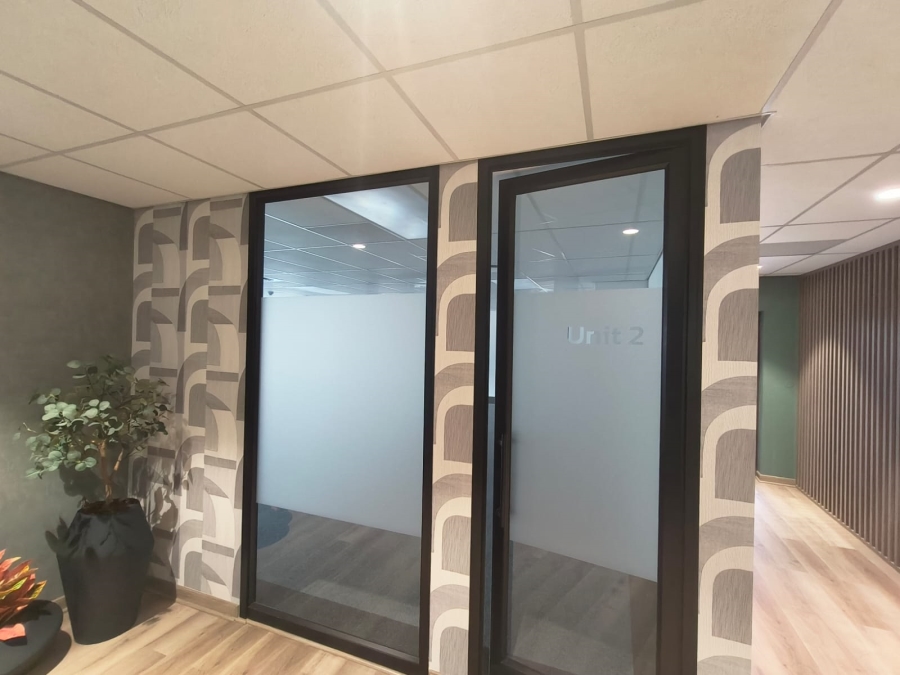 To Let Commercial Property for Rent in Die Hoewes Gauteng