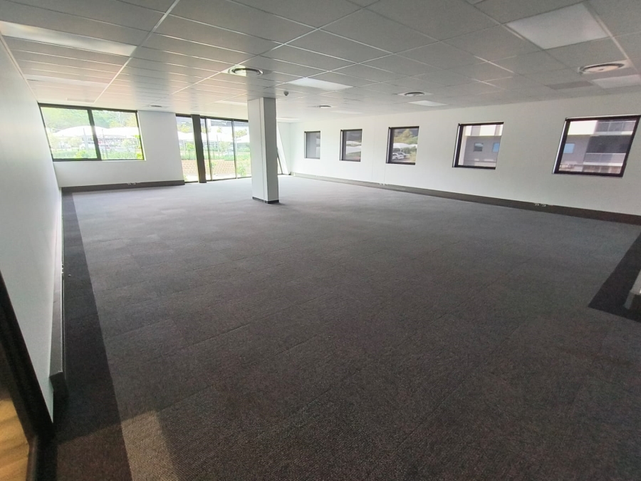 To Let Commercial Property for Rent in Die Hoewes Gauteng