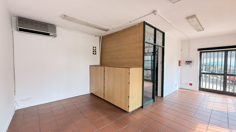 To Let Commercial Property for Rent in Rooihuiskraal Gauteng