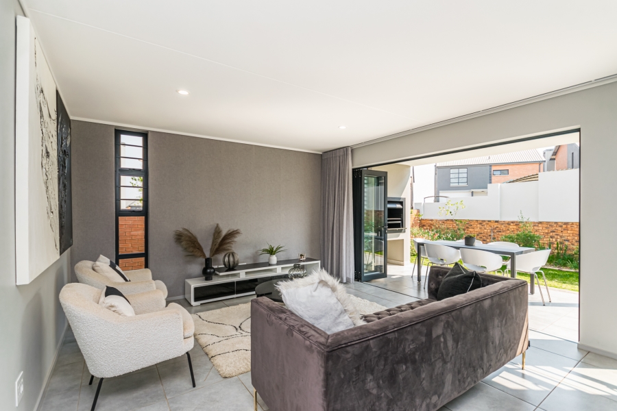 3 Bedroom Property for Sale in Amberfield Gauteng