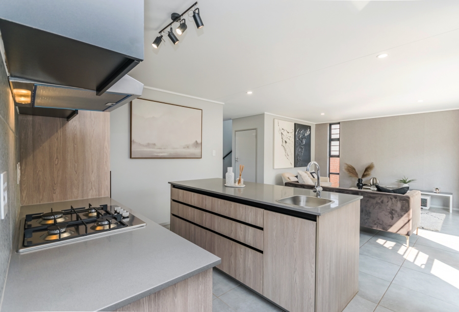 3 Bedroom Property for Sale in Amberfield Gauteng