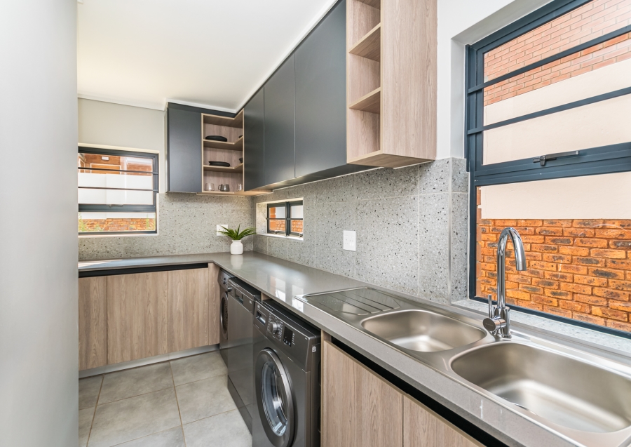 3 Bedroom Property for Sale in Amberfield Gauteng