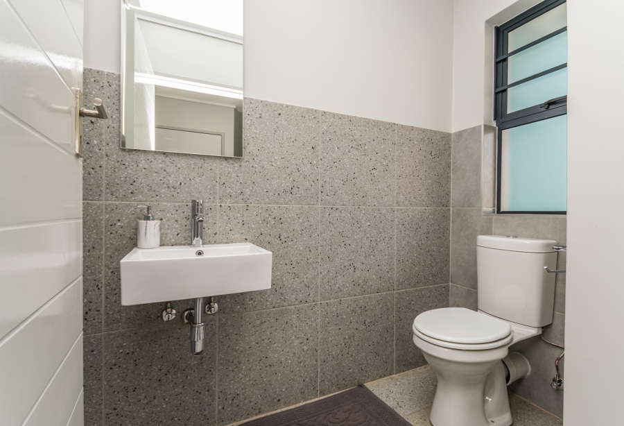 3 Bedroom Property for Sale in Amberfield Gauteng