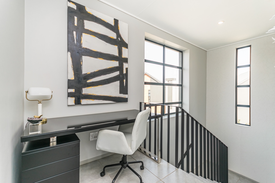 3 Bedroom Property for Sale in Amberfield Gauteng