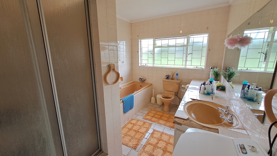 4 Bedroom Property for Sale in Jameson Park Gauteng