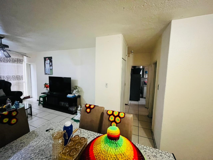 2 Bedroom Property for Sale in Sunnyside Gauteng