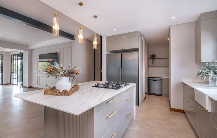 4 Bedroom Property for Sale in Waterkloof Gauteng