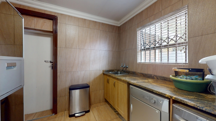 5 Bedroom Property for Sale in Sunward Park Gauteng