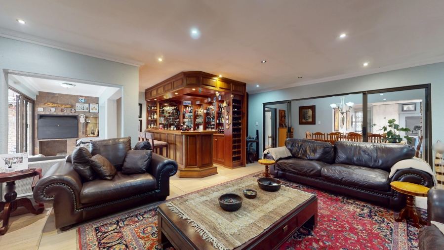 5 Bedroom Property for Sale in Sunward Park Gauteng