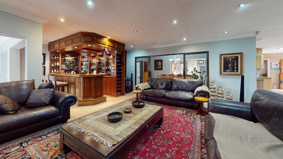 5 Bedroom Property for Sale in Sunward Park Gauteng