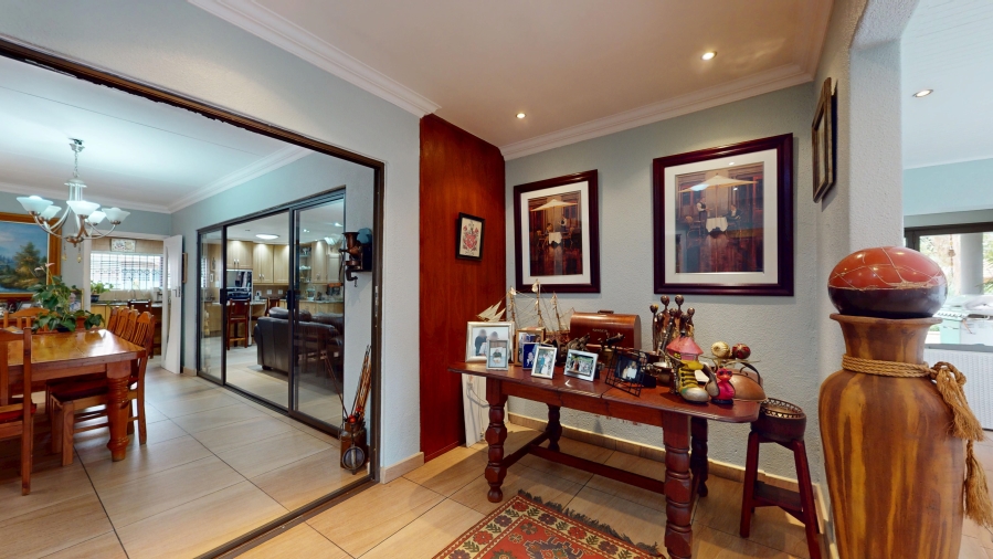5 Bedroom Property for Sale in Sunward Park Gauteng