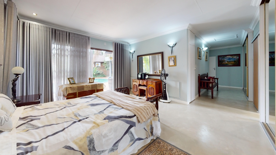 5 Bedroom Property for Sale in Sunward Park Gauteng