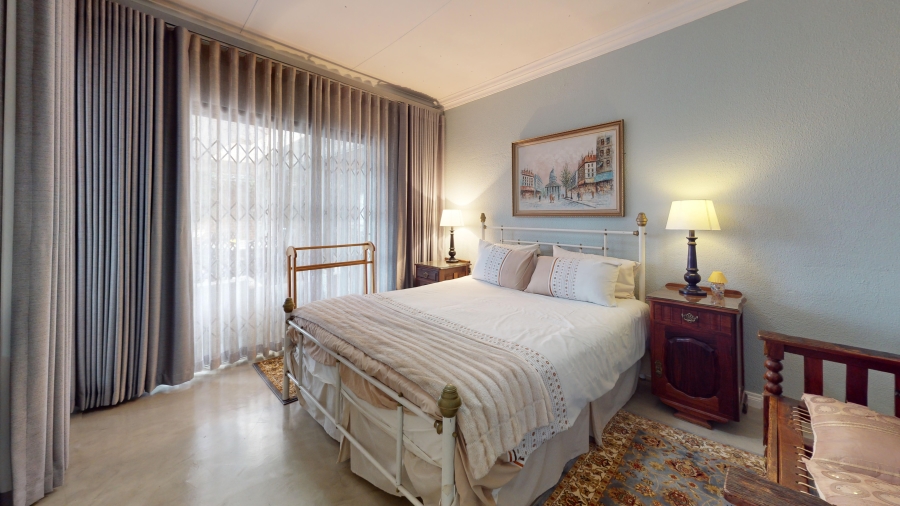 5 Bedroom Property for Sale in Sunward Park Gauteng
