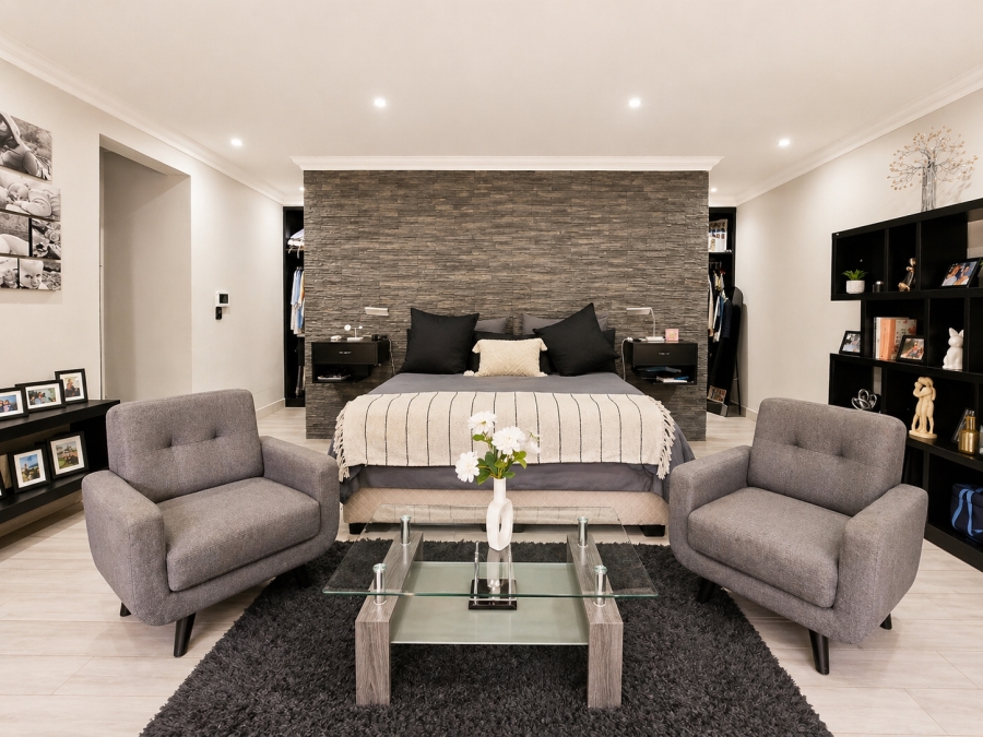 4 Bedroom Property for Sale in Wilro Park Gauteng