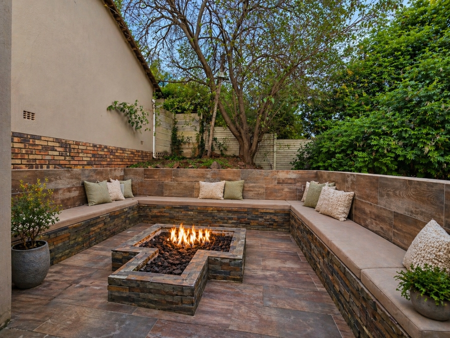 4 Bedroom Property for Sale in Wilro Park Gauteng