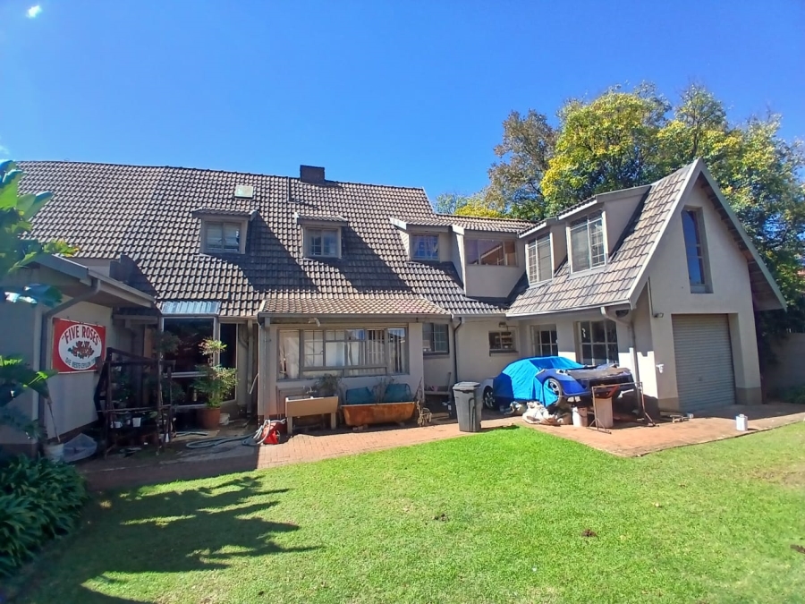 4 Bedroom Property for Sale in Carletonville Central Gauteng